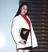 ������ ���q